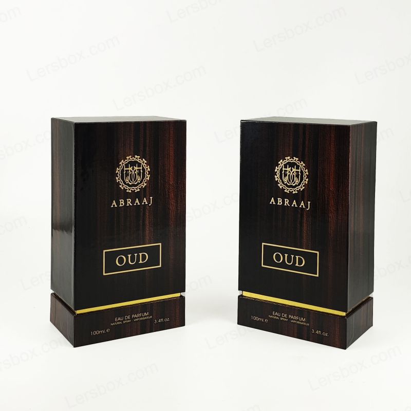 Emballage de parfum rigide artisanal avec détaillant en feuille d'or et insert en mousse EVA HP019