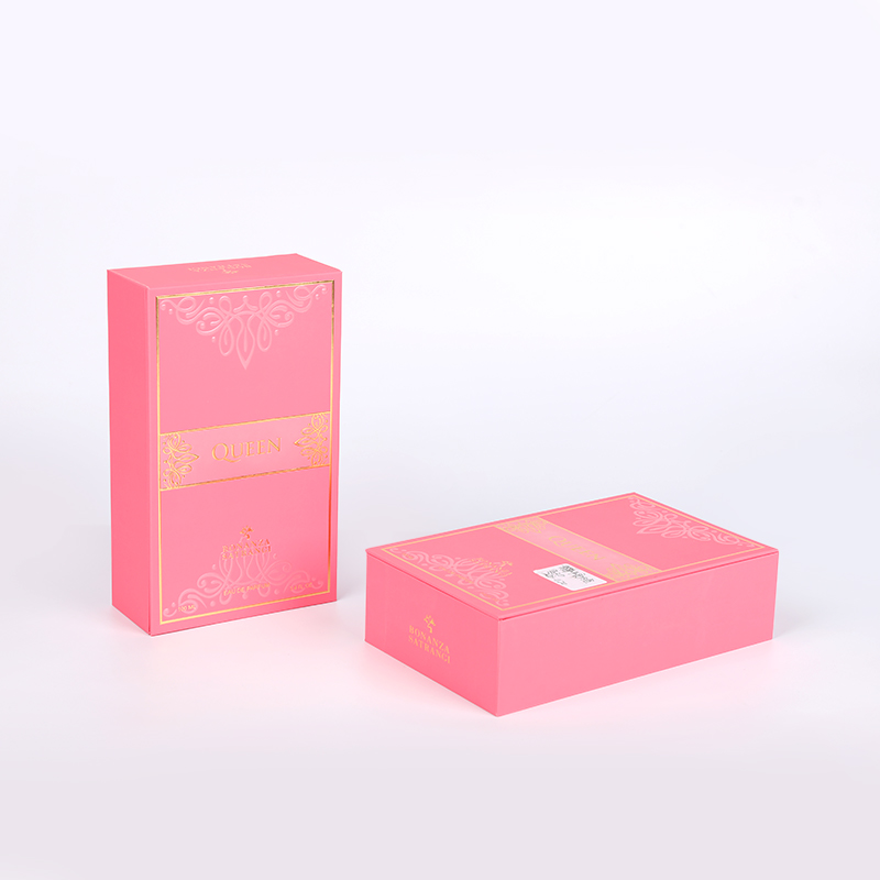 Pure boîte de parfum du désert avec tamponnage à chaud en or